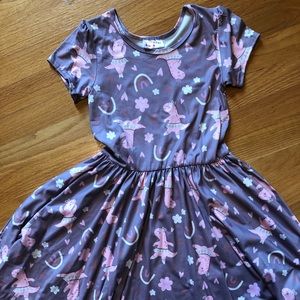 Dot Dot Smile, short sleeve, cool material, dinosaur print, size 8/10